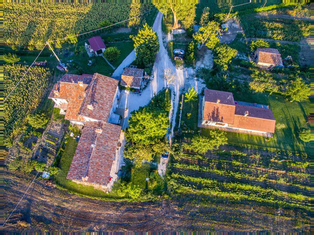 Fontecese Aparthotel Gubbio Kültér fotó